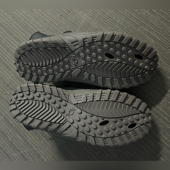 AQX Navy and White Mesh Sneakers - Picture 6 of 6